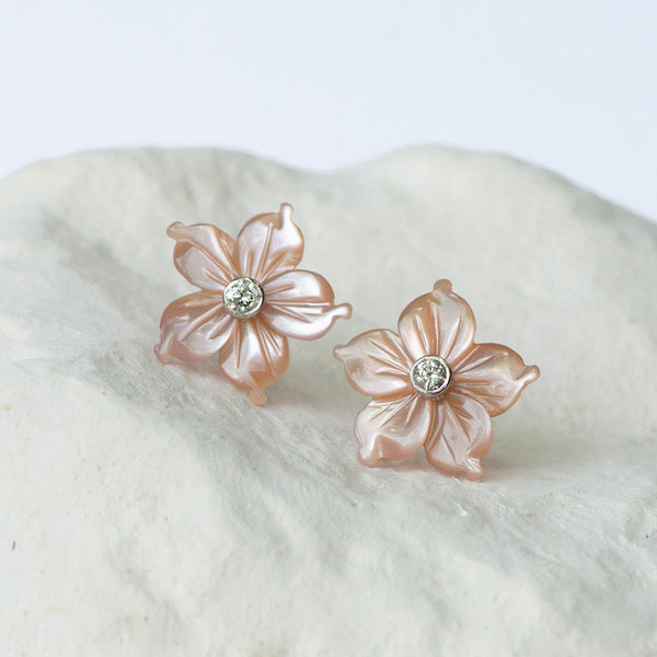 Blush pink Casablanca Lily earrings small