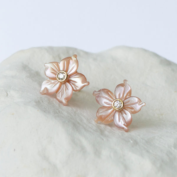 Blush pink Casablanca Lily earrings small