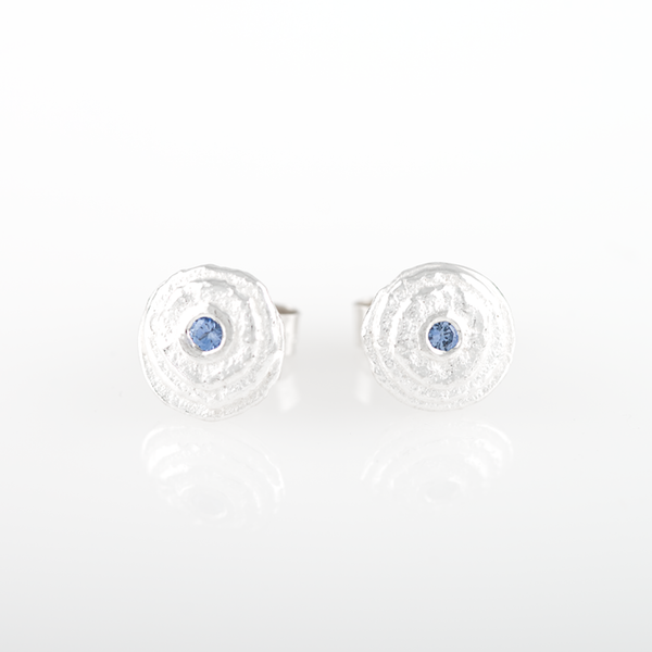 Sepia Silver Blue Sapphire round earstuds