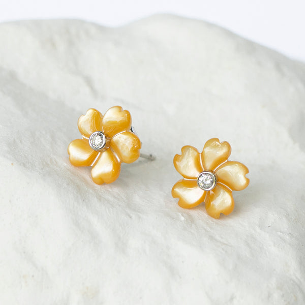 Canary yellow flower earstuds diamond set white gold