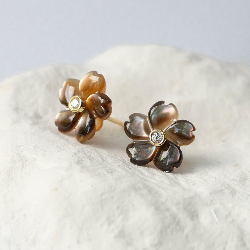 Caramel Coffee brown Flower earrings mother of pearl diamond and 18kt yellow gold stud fittings