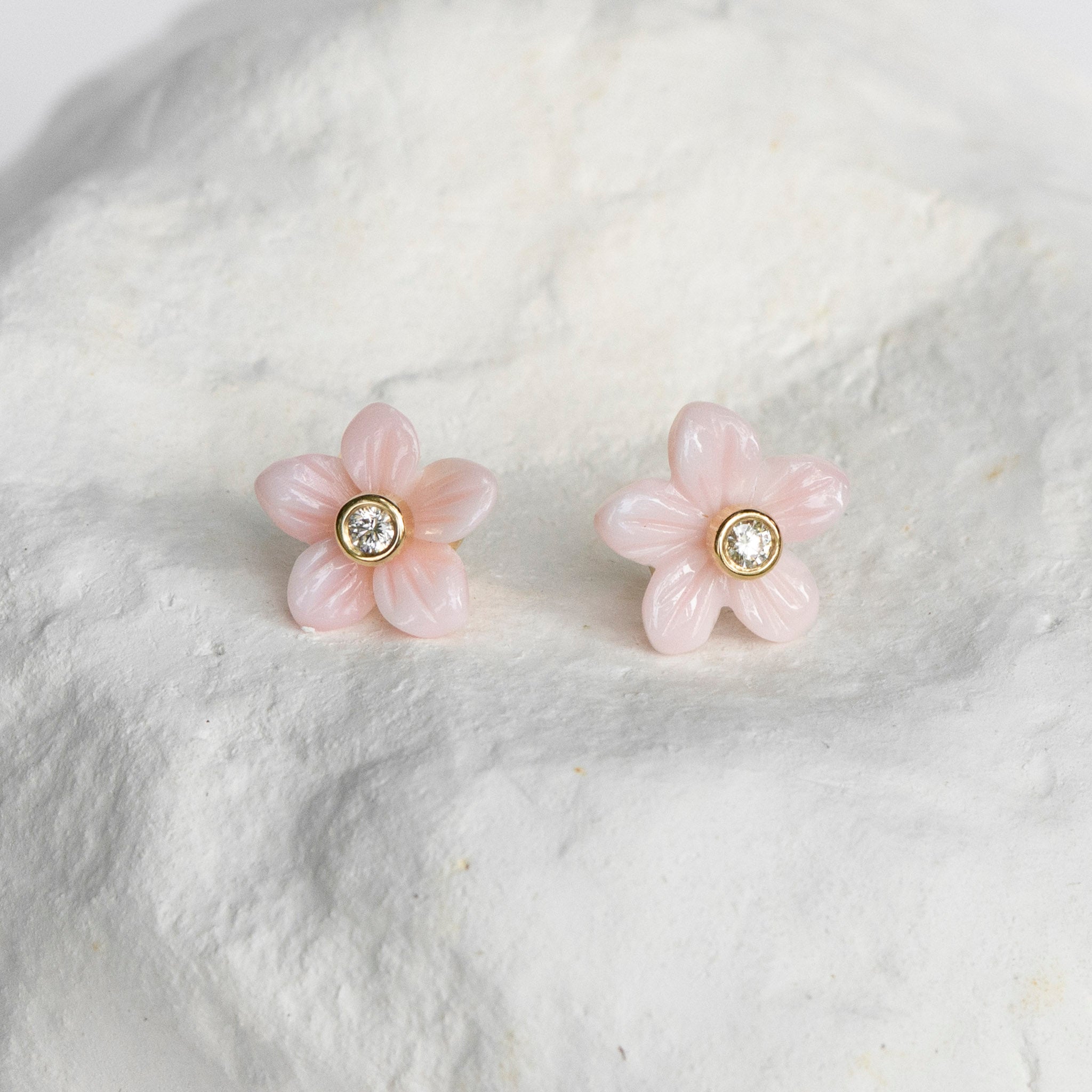 Delicate petit jasmine flower earrings yellow gold and diamonds