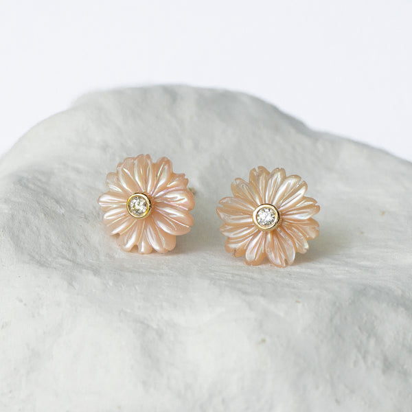 Peachy Daisy Flower earrings small