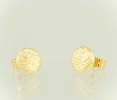 Sepia earstuds 18kt gold